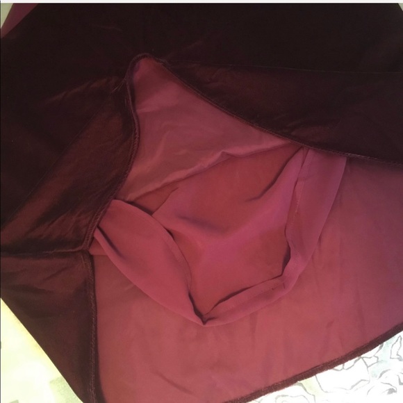Beautiful Velvet Maroon spaghetti strap top NWT MP - Picture 3 of 8